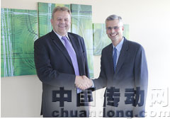 Cognex COO Robert Willet和B&R總經(jīng)理 Han Wimmer開創(chuàng)了基于POWERLINK的合作。