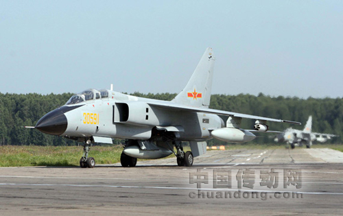 中國空軍“飛豹”戰(zhàn)機(jī)。