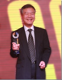 凌華科技總經(jīng)理?xiàng)钫x先生榮膺2011年中國(guó)自動(dòng)化年度“經(jīng)營(yíng)創(chuàng)新獎(jiǎng)”